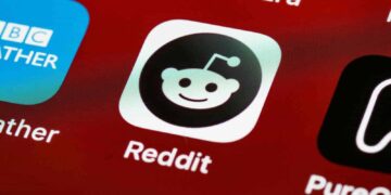 Reddit korisnici podvrgnuti AI eksperimentu bez pristanka: Etika, povjerenje i odgovornost u korištenju AI umjetna inteligencija