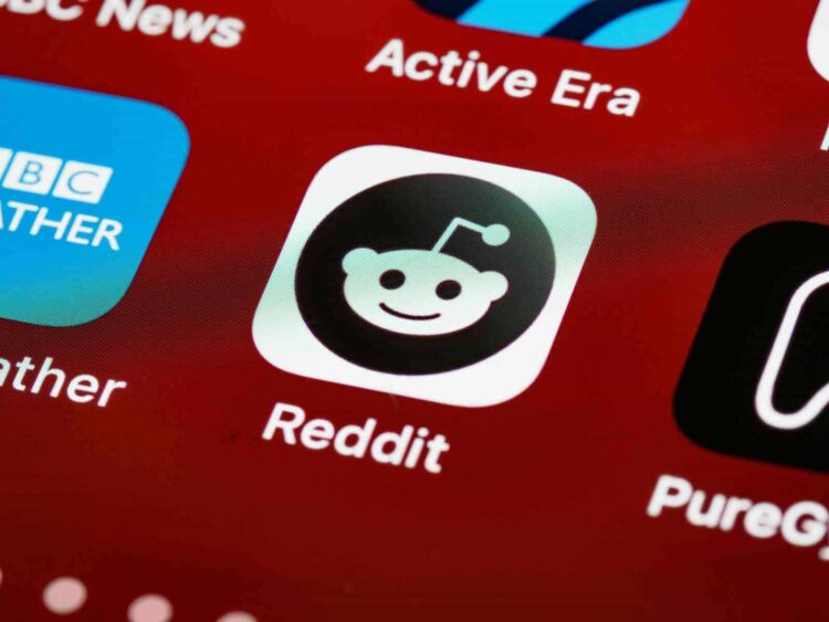 Reddit korisnici podvrgnuti AI eksperimentu bez pristanka: Etika, povjerenje i odgovornost u korištenju AI umjetna inteligencija